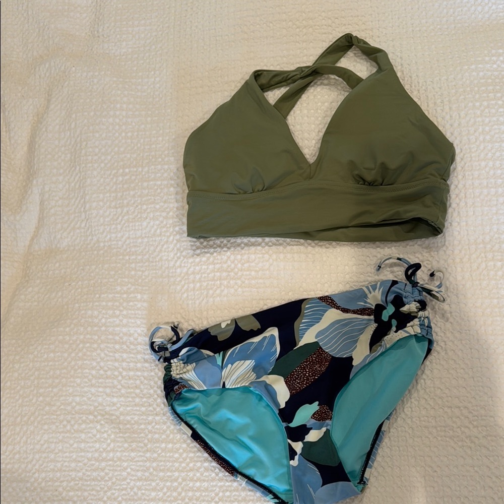 Green Bikini Top and Floral Bottoms